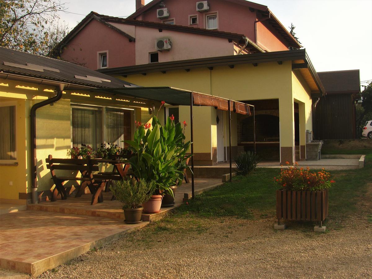 Hotel House Sekulic Grabovac  Zewnętrze zdjęcie