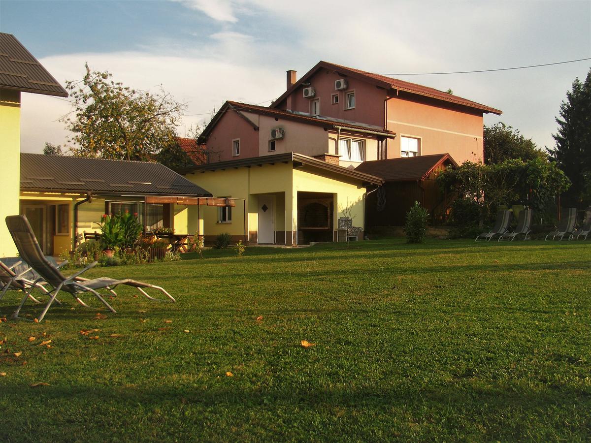 Hotel House Sekulic Grabovac  Zewnętrze zdjęcie